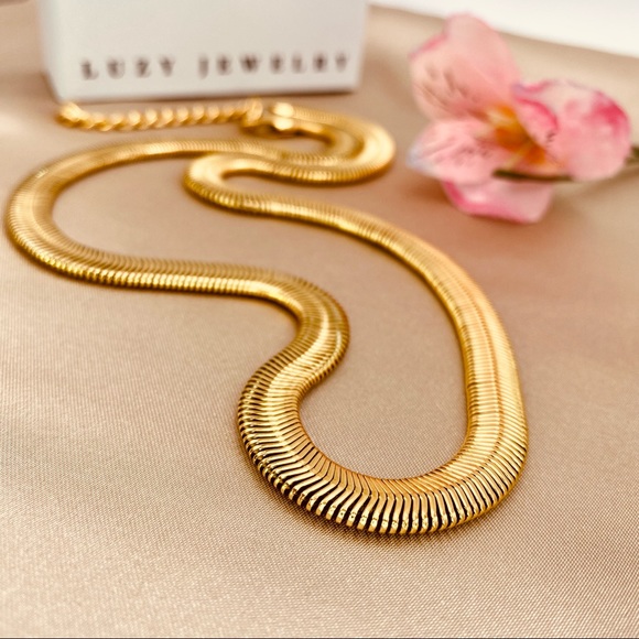 Mega Herringbone 18K Gold -Titanium Steel Necklace - Picture 12 of 14